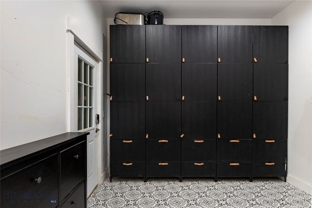 72 Basin Trail, Livingston, MT 59047