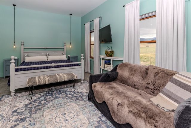 72 Basin Trail, Livingston, MT 59047