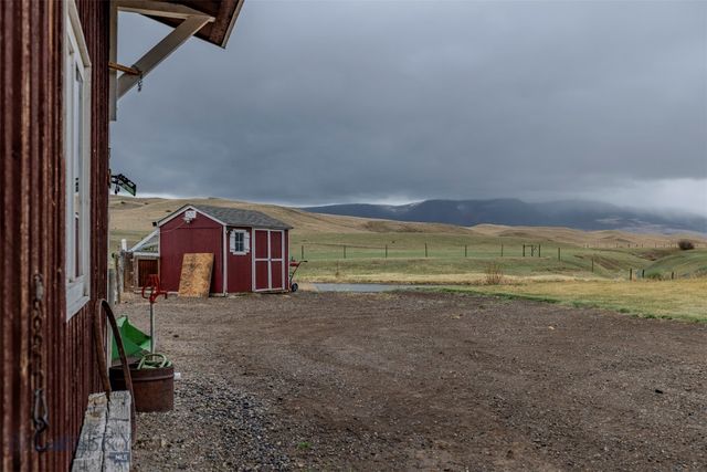 72 Basin Trail, Livingston, MT 59047