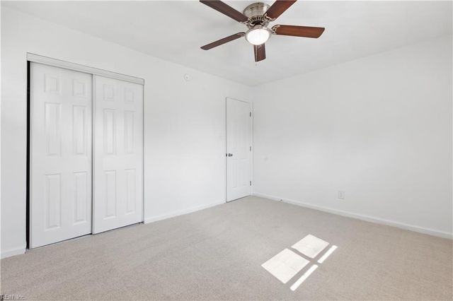 1261 River Oaks DR, Norfolk, VA 23502