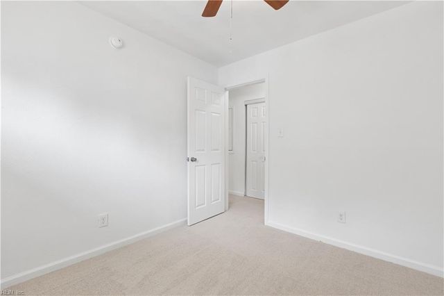 1261 River Oaks DR, Norfolk, VA 23502