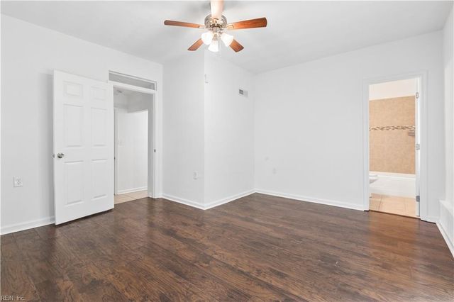 1261 River Oaks DR, Norfolk, VA 23502