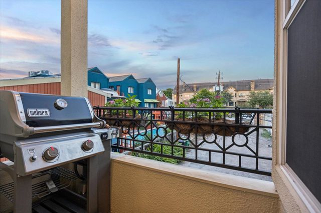 1515 Hyde Park Boulevard 5, Houston, TX 77006