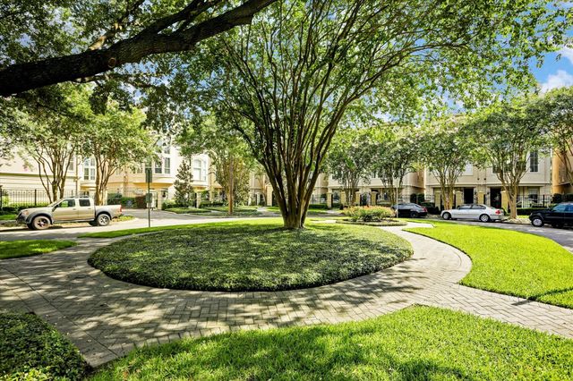 1515 Hyde Park Boulevard 5, Houston, TX 77006