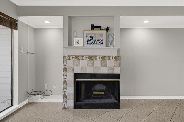 3663 Nasa Parkway 407, Seabrook, TX 77586