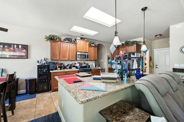 4145 Doyle Court, Shasta Lake, CA 96019