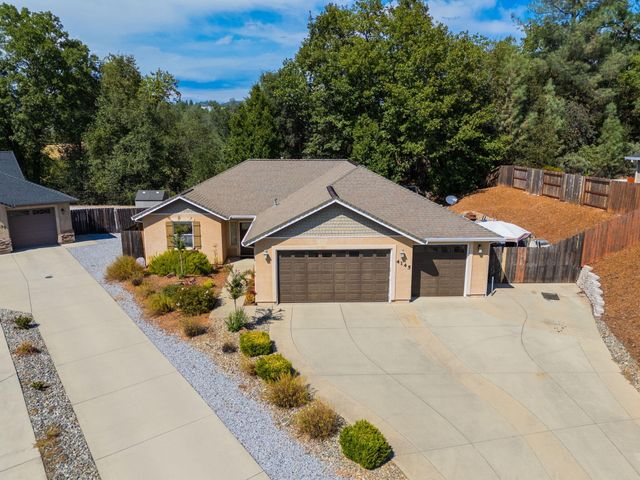 4145 Doyle Court, Shasta Lake, CA 96019