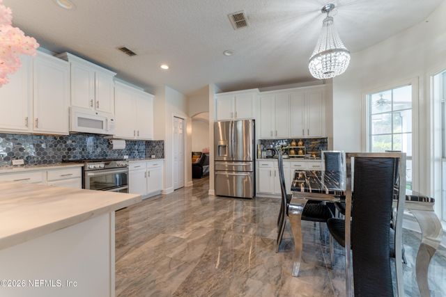 11205 TURNBRIDGE Drive, Jacksonville, FL 32256