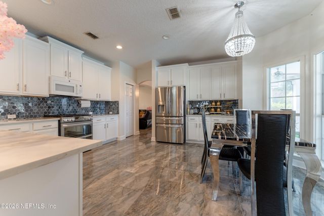 11205 TURNBRIDGE Drive, Jacksonville, FL 32256