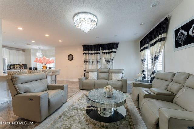 11205 TURNBRIDGE Drive, Jacksonville, FL 32256