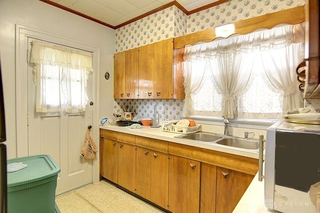 1149 Holly Avenue, Dayton, OH 45410