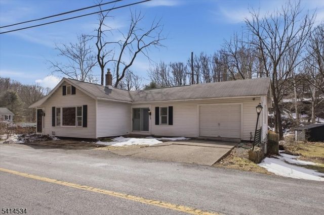 213 York Rd, Milford Boro, NJ 08848