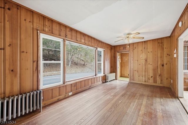 213 York Rd, Milford Boro, NJ 08848