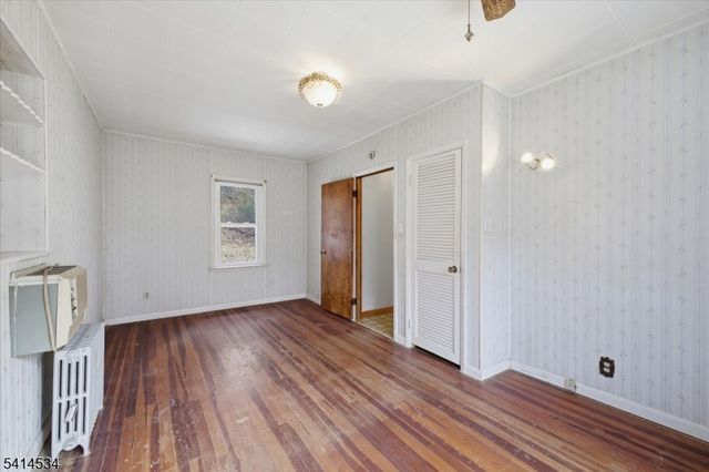 213 York Rd, Milford Boro, NJ 08848