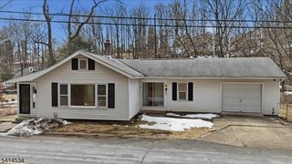 213 York Rd, Milford Boro, NJ 08848