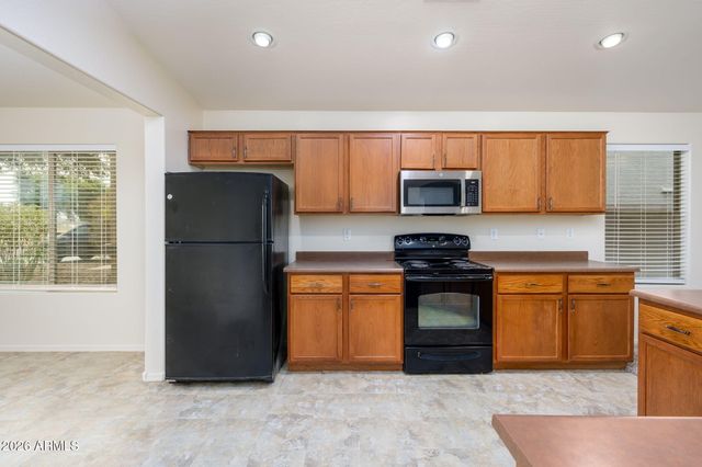 18145 W Westpark Boulevard, Surprise, AZ 85388