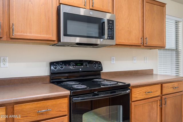 18145 W Westpark Boulevard, Surprise, AZ 85388