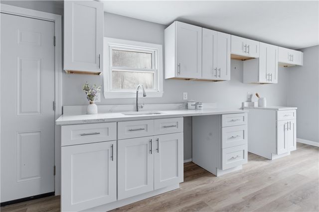 61 Everson Drive, Glocester, RI 02814