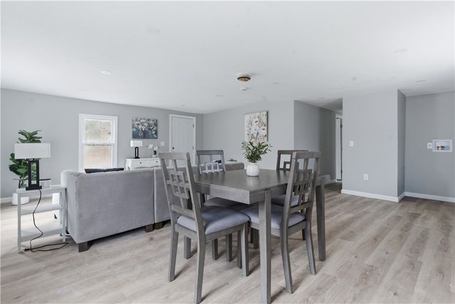 61 Everson Drive, Glocester, RI 02814