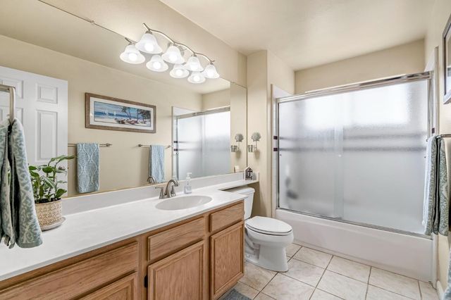 1248 E Loma Linda Avenue, Fresno, CA 93720