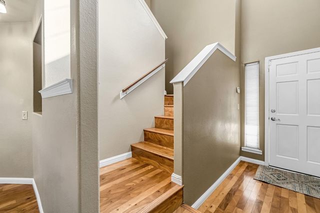 1248 E Loma Linda Avenue, Fresno, CA 93720