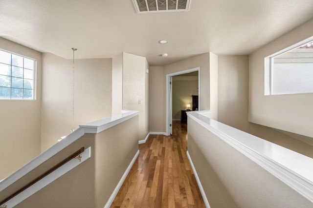 1248 E Loma Linda Avenue, Fresno, CA 93720