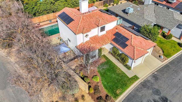 1248 E Loma Linda Avenue, Fresno, CA 93720