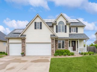 8305 Century Drive, West Des Moines, IA 50266