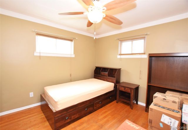 2482 Anderson Road, Saginaw Charter Township, MI 48603