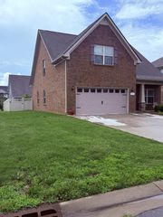 405 Spitzy Ln, Smyrna, TN 37167
