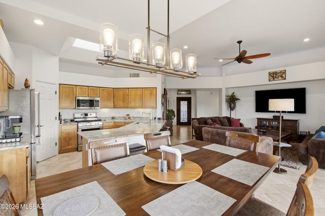 1362 S Lost Starr Drive, Tucson, AZ 85745