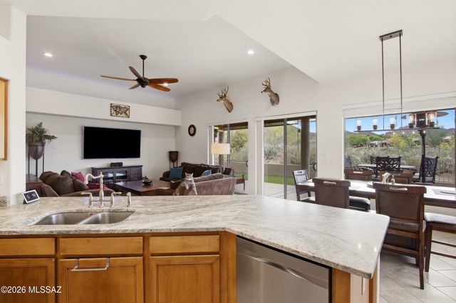 1362 S Lost Starr Drive, Tucson, AZ 85745