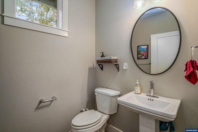 1891 Watson Butte Av SE, Salem, OR 97306