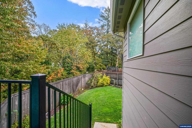 1891 Watson Butte Av SE, Salem, OR 97306