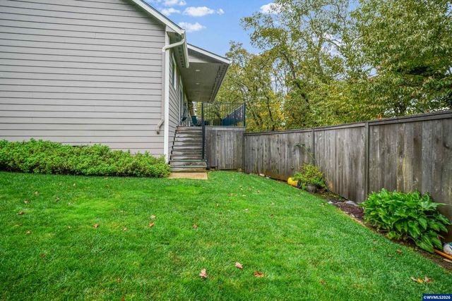 1891 Watson Butte Av SE, Salem, OR 97306