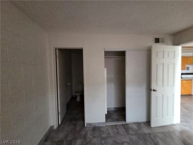 3712 Royal Crest Street 6, Las Vegas, NV 89119
