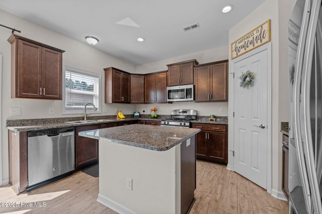 319 Station House Road, New Bern, NC 28562