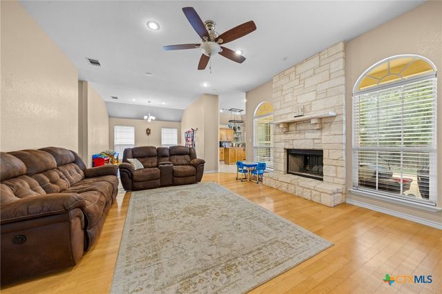 108 Gehler Circle, Nolanville, TX 76559