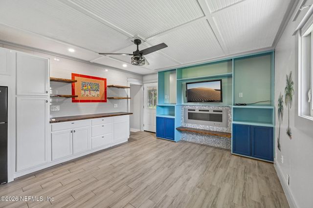 322 SE WALTERS Terrace, Port St. Lucie, FL 34983