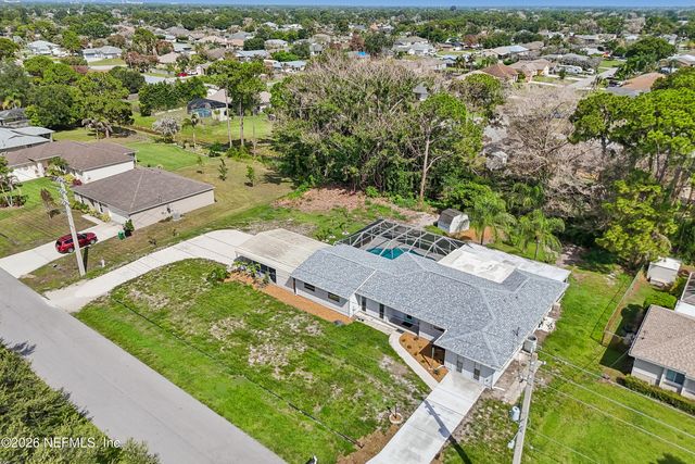 322 SE WALTERS Terrace, Port St. Lucie, FL 34983