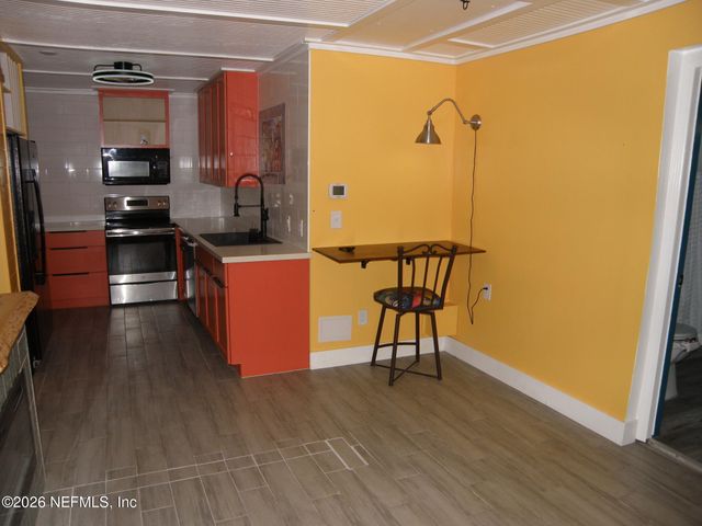 322 SE WALTERS Terrace, Port St. Lucie, FL 34983