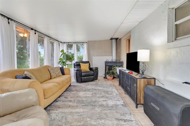 12500 DRAW DRIVE, Grand Island, FL 32735
