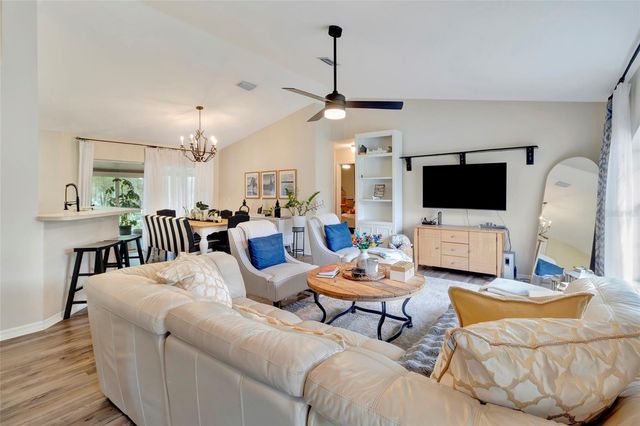 12500 DRAW DRIVE, Grand Island, FL 32735