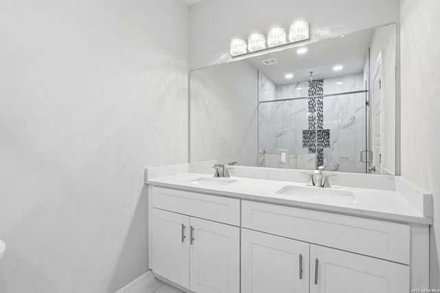 1224 Blueridge Dr, Canyon Lake, TX 78133