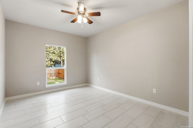 1224 Blueridge Dr, Canyon Lake, TX 78133