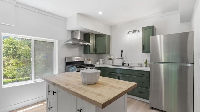 185 Sylvan Way, Felton, CA 95018