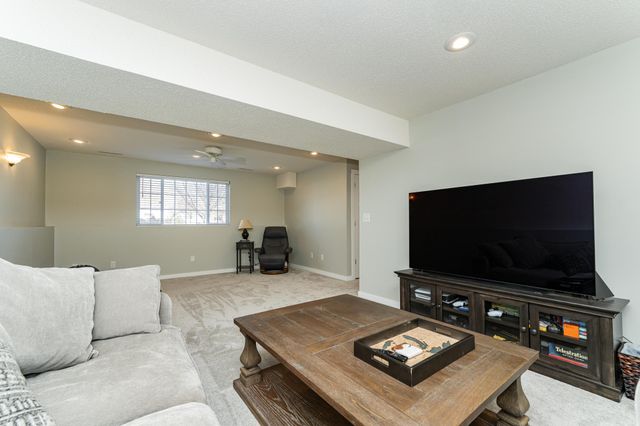 4862 Savannah Drive NW, Rochester, MN 55901