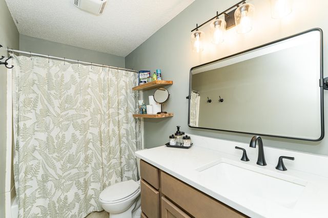 4862 Savannah Drive NW, Rochester, MN 55901