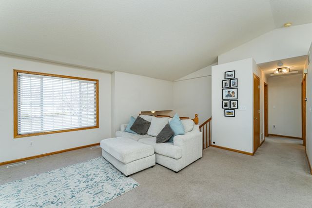 4862 Savannah Drive NW, Rochester, MN 55901