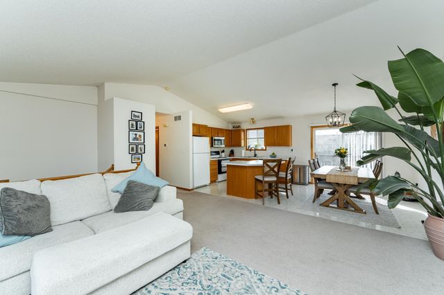 4862 Savannah Drive NW, Rochester, MN 55901